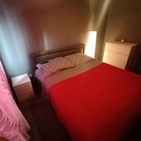 Apartament Przy Dworcu W Sanoku Kültér fotó