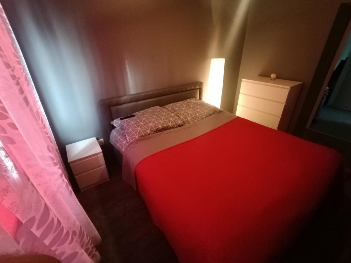 Apartament Przy Dworcu W Sanoku Kültér fotó