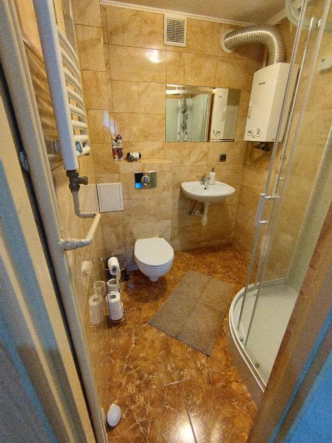 Apartament Przy Dworcu W Sanoku Kültér fotó